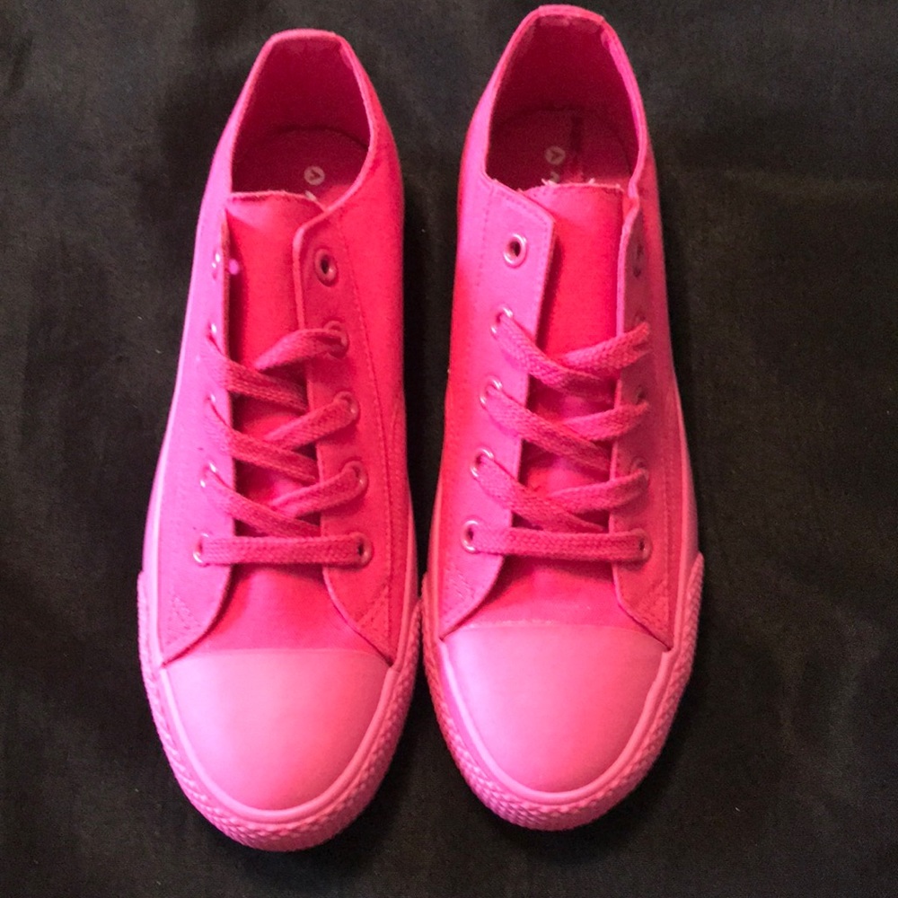 Pink Air walk women’s size 8.5